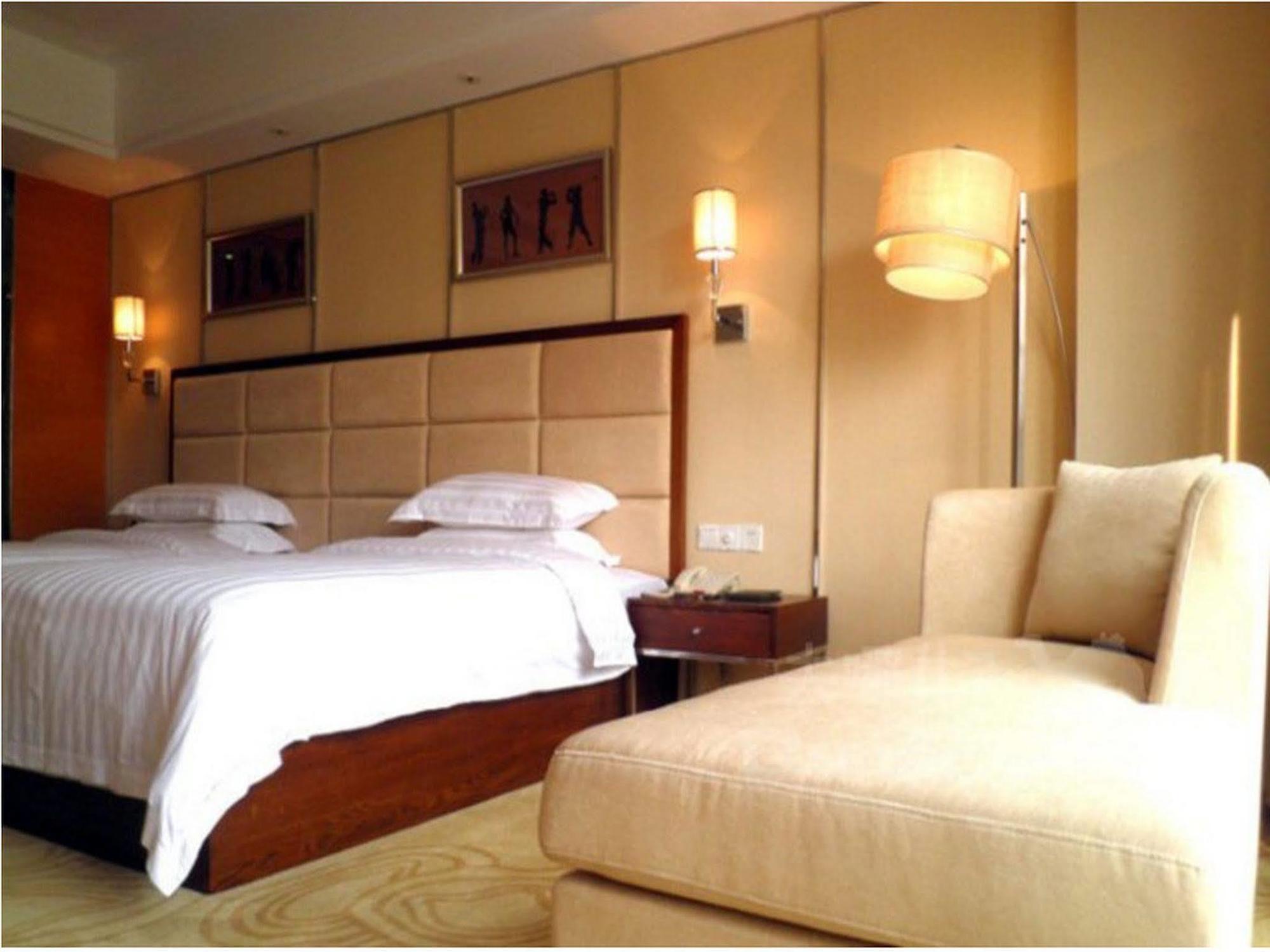 Aoyuan Golf Hotel Canton Extérieur photo